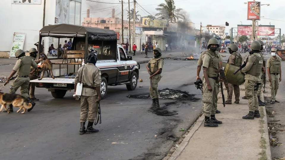 Mais de 90% dos 315 mortos nas manifestações de Moçambique foram baleados