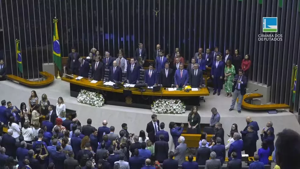 Congresso instala comissões mistas para análise de MPs