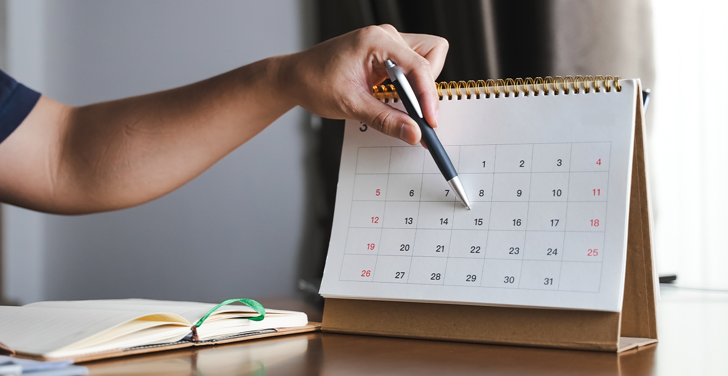 Quando cai o 5º dia útil de maio com o feriado do dia 1º?