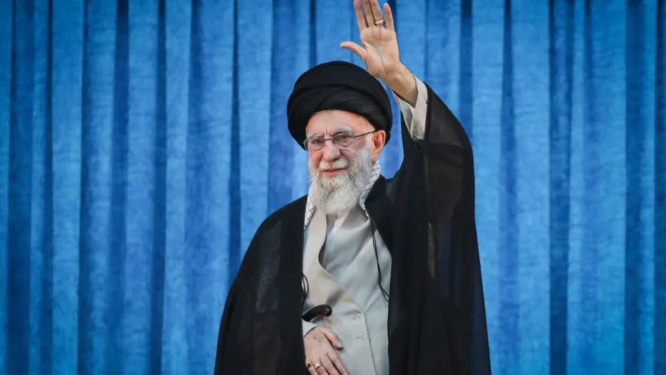 Líder supremo do Irã promete a Israel destino 