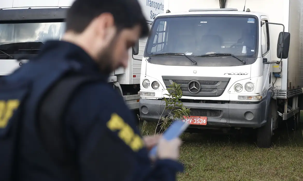 Mudança na CNH determina exame toxicológico