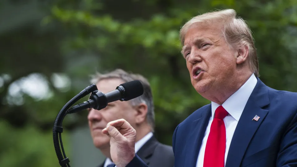 Trump rejeita novas regras da OMS e cita violação da soberania