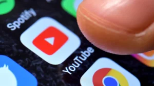 Petição exige fim de medida do YouTube que estima idade com IA