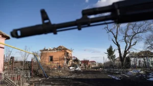 Ucrânia ataca Rússia com drones e provoca incêndio em usina nuclear