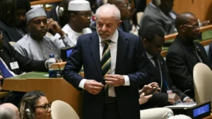 Lula termina viagem a NY com evento sobre democracia para o qual não convidou EUA