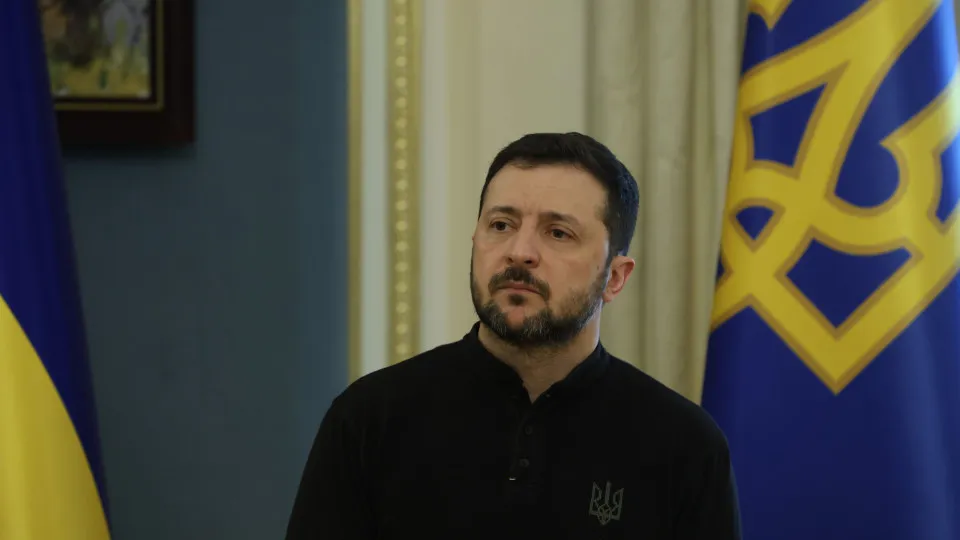 Zelenski diz que deixa o poder se a guerra com a Rússia acabar