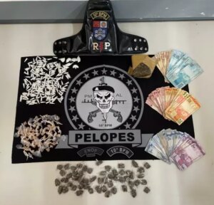 Armas e drogas são apreendidas em ações da PM no Estado