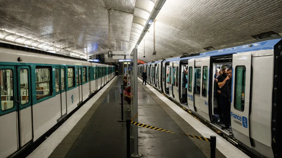 Brasileira é vítima de tentativa de estupro dentro de trem na periferia de Paris