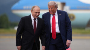 Trump diz que proposta nuclear de Putin 'parece uma boa ideia'