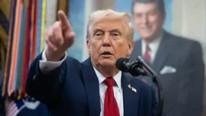 Trump alega