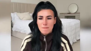 Tiktoker com 3,5 milhões de seguidores assume que fingiu ter câncer