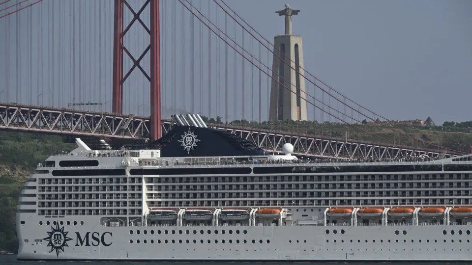 Artista diz ter sido estuprada e estrangulada em cruzeiro em Portugal