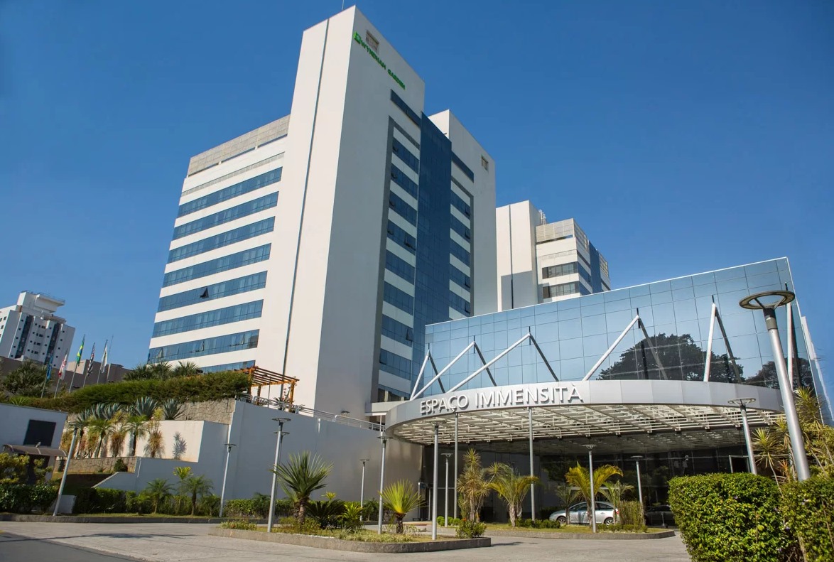 WhatsApp Image 2025-12-17 at 18.52