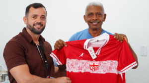 Doador celebra 60ª doação de sangue e ganha homenagem do Hemoal » Alagoas Notícia Boa