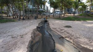 Operação flagra irregularidades no esgoto da BRK na Ponta Verde