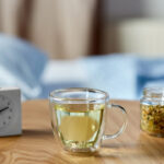 Camomila ajuda a dormir melhor e oferece benefícios que você nem imagina