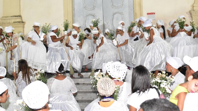 Lavagem das Escadarias abre programação do Carnaval de Penedo » Alagoas Notícia Boa