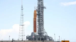 Nasa desiste de tentar levar humanos à superfície da Lua na missão Artemis 3