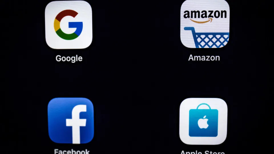 Regulador britânico sela compromisso com Google e Apple para lojas de aplicativos mais justas