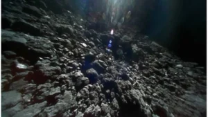 Asteroide Ryugu contém bases do DNA e reforça hipótese sobre origem da vida