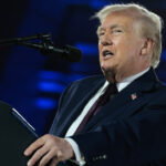 Trump cogita assumir controle do petróleo do Irã em meio à guerra