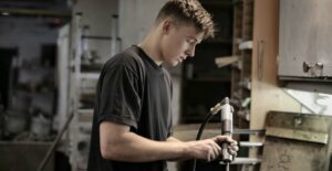 BPC LOAS: é possível trabalhar de carteira assinada sem perder o benefício?