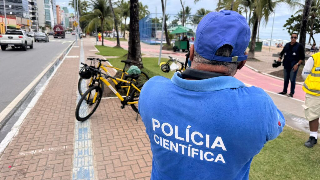 Crânio humano é encontrado no mar da Pajuçara em Maceió