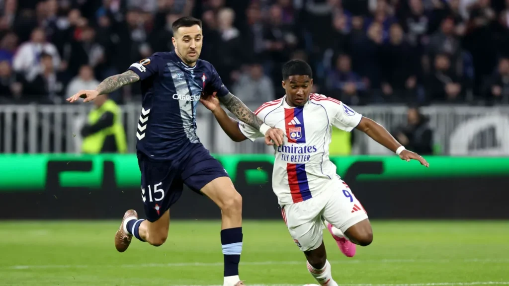 Endrick é destaque negativo na imprensa internacional após 9º jogo sem vitória do Lyon