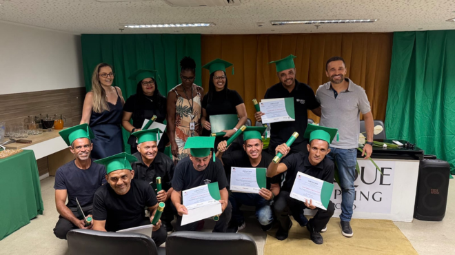 Projeto ajuda colaboradores de shopping a retomar estudos e realizar sonhos » Alagoas Notícia Boa