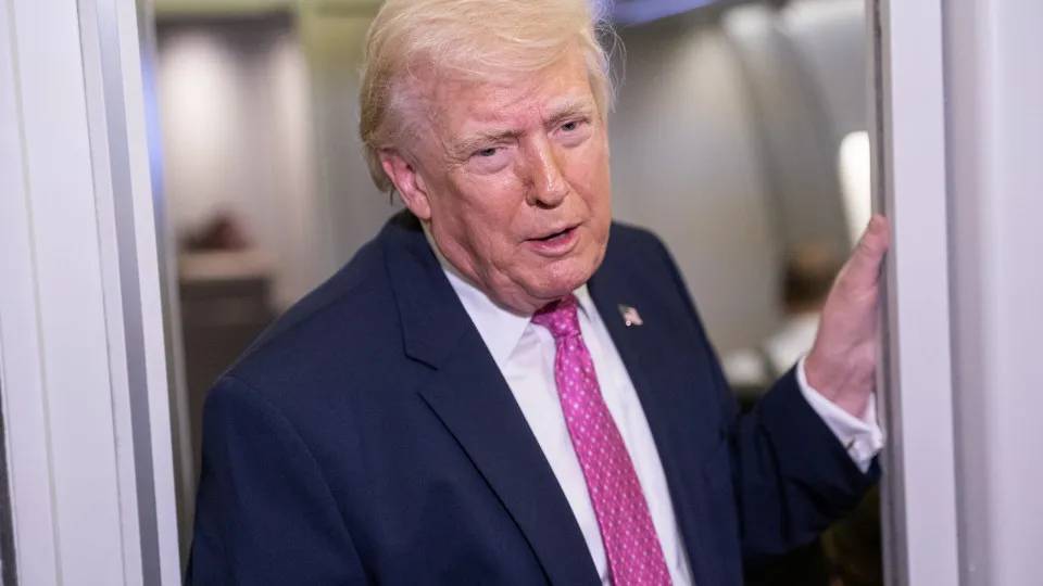 Tribunal barra ordem de Trump que restringia pedidos de asilo na fronteira