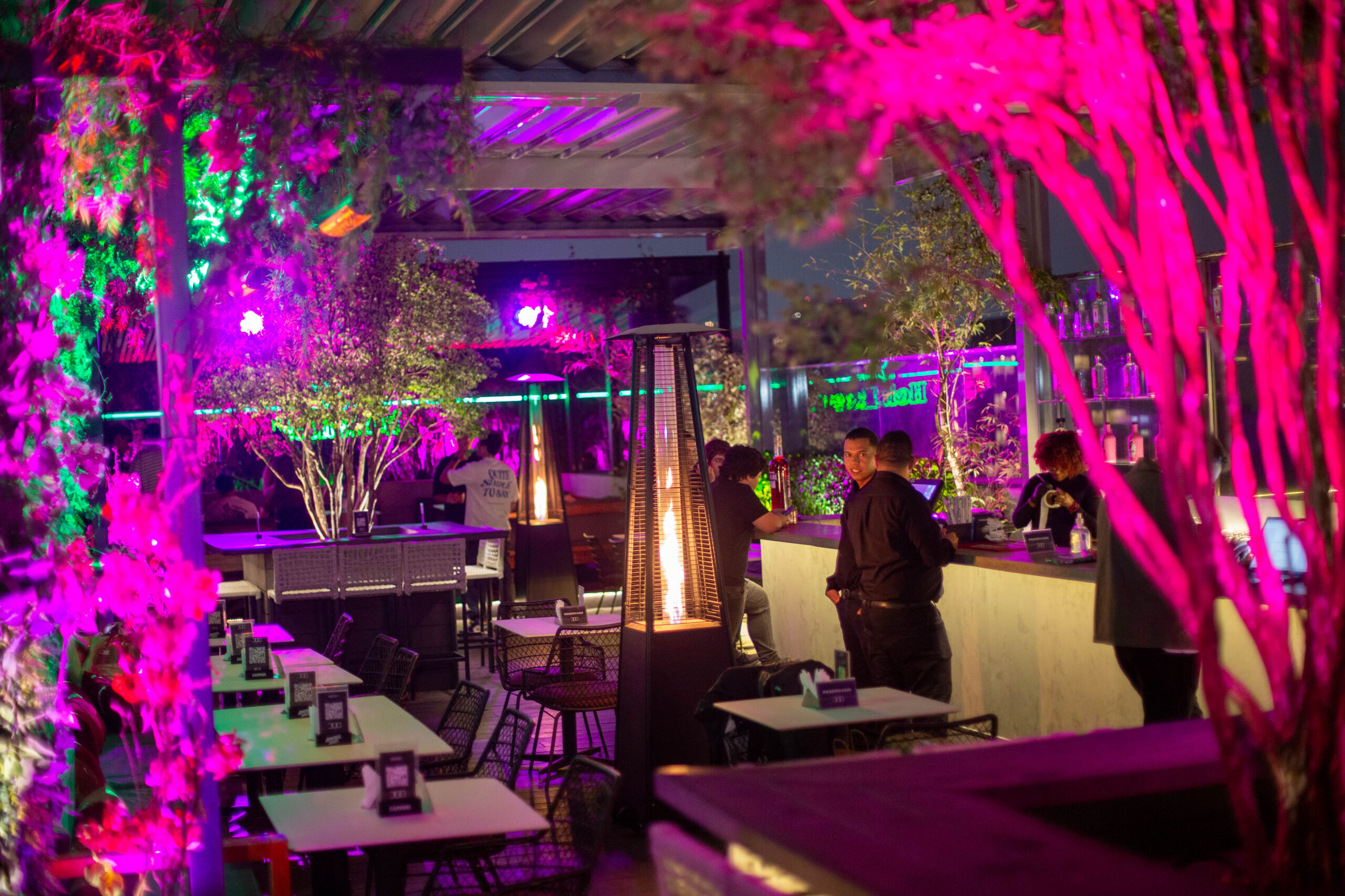 300 Sky Bar