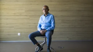 Nobel defende taxar água utilizada para IA: