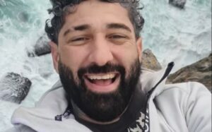 Ex-zagueiro brasileiro morre após acidente com scooter