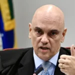 Moraes rejeita pedido de Bolsonaro para receber visita de filhos no Dia dos Pais