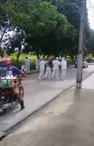 VÍDEO: Funcionários de fábrica são evacuados após vazamento; CB acionado