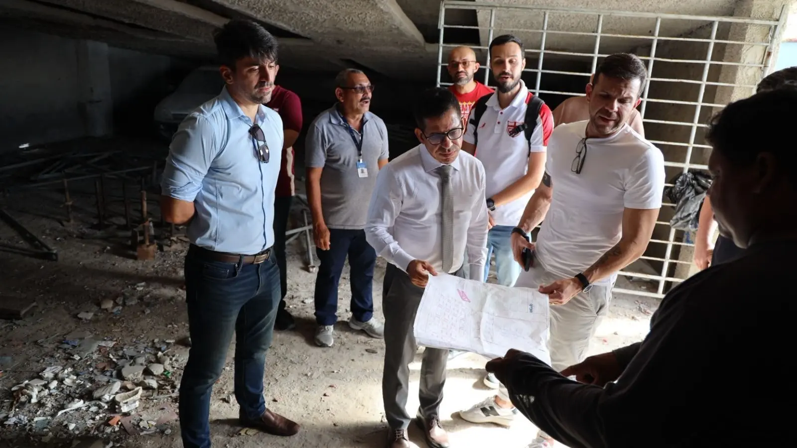 Vistoria no Rei Pelé: MPAL avalia obras na Rampa 2 e confirma segurança para jogos