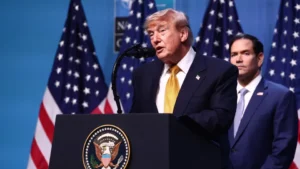 Trump proíbe acesso à Casa Branca de veículos de imprensa críticos ao governo