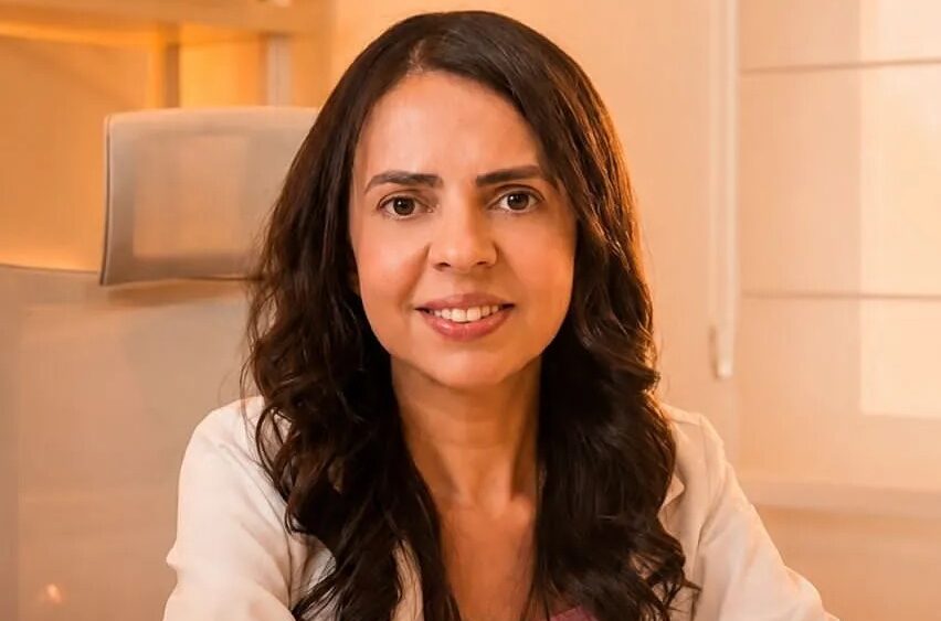 Dra. Andréa Santos Sousa Soares