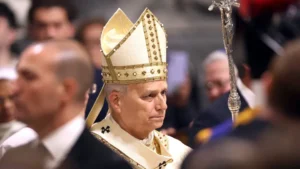 Papa Leão 14 recebe diagnóstico de câncer de pulmão após cirurgia