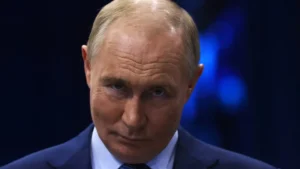 Rússia aumenta pressão sobre Kiev com ataque a pontes